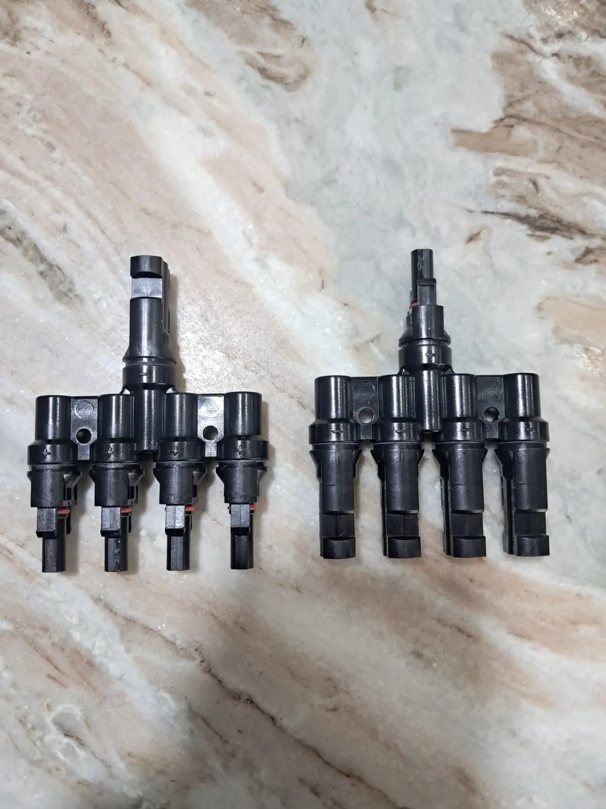 MC4 4-in-1 Solar Panel Branch Connector image 2