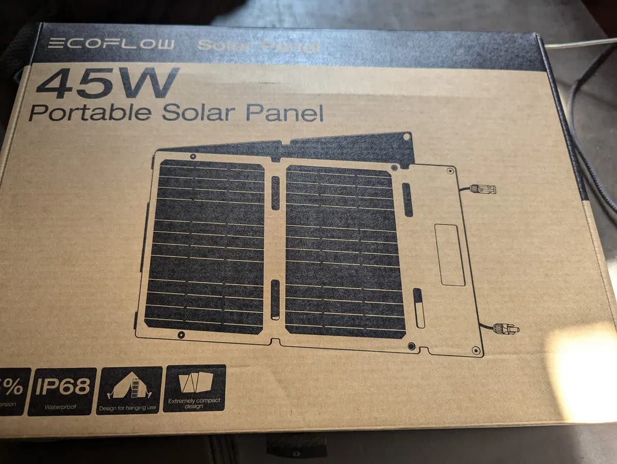 EcoFlow 45W Portable Solar Panel image 2