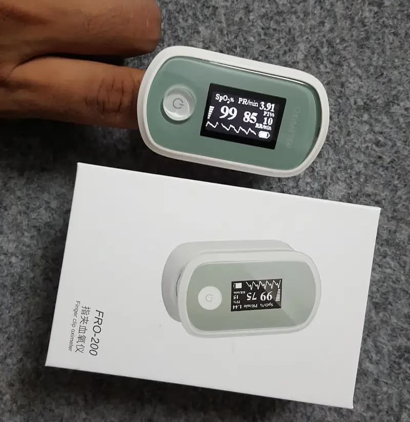 Finger Clip Pulse Oximeter (FRO-200 OLED Display)